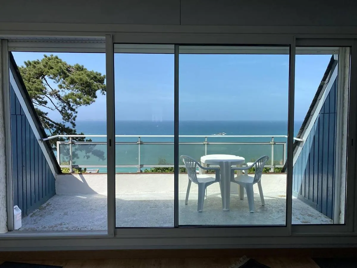 Appartement Avec Balcon Terrasse, Wifi Et Parking A Perros-Guirec - Fr-1-368-390 França
