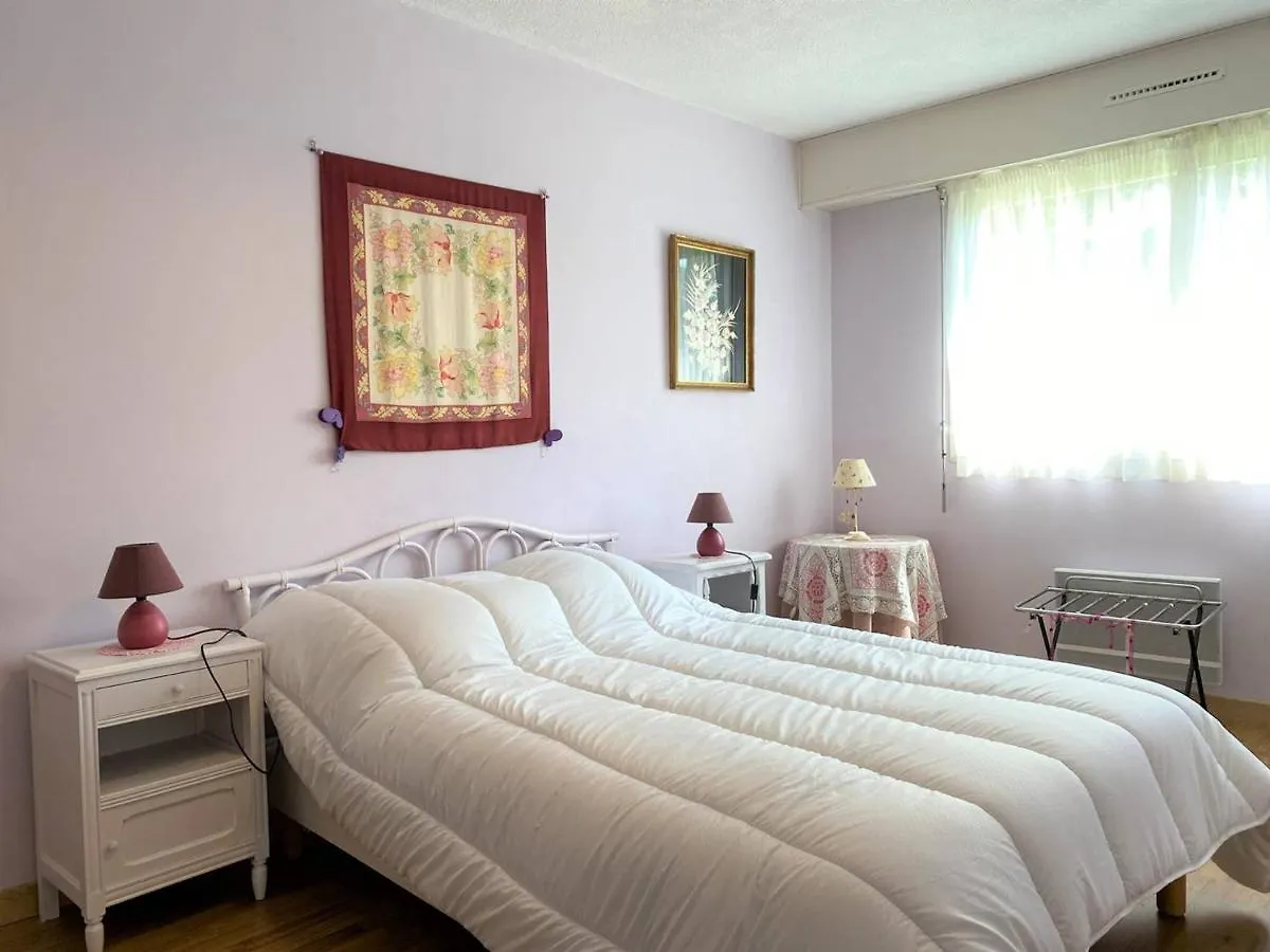 Appartement Avec Balcon Terrasse, Wifi Et Parking A Perros-Guirec - Fr-1-368-390 0*,